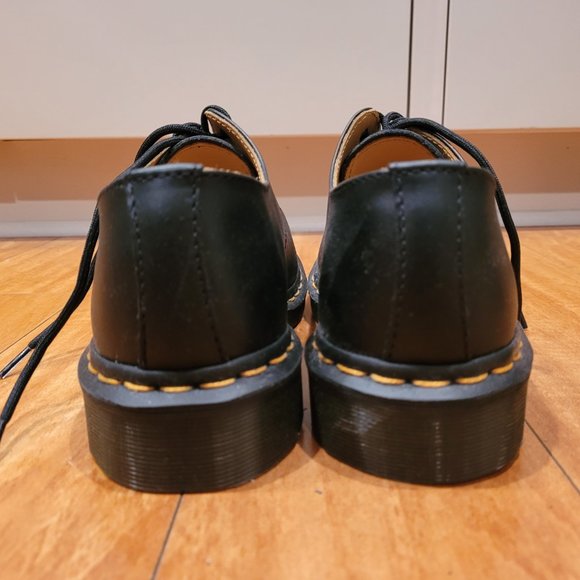 Dr Martens 1925 Black Leather, size 8 - Picture 3 of 4